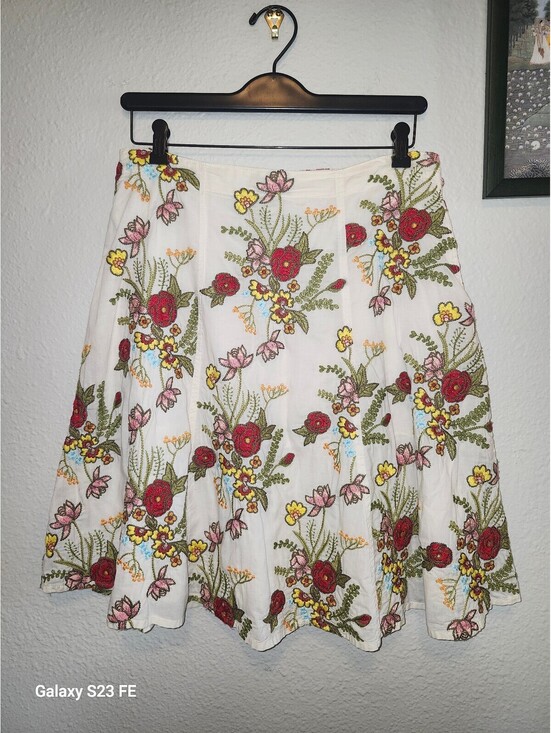 Johnny Was Dresses & Skirts - Johnny Was A Line Floral Embroidered Skirt Size 10